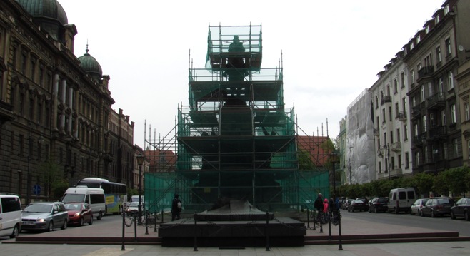 Pomnik Grunwaldzki kwiecień 2016 r. - fot. 1.JPG