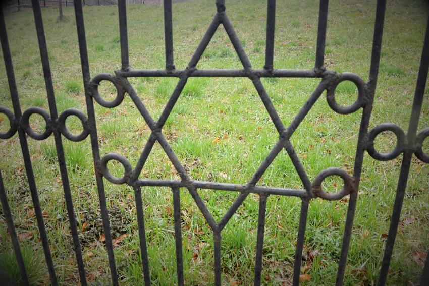 Tyczyn - cmentarz żydowski  (5).JPG