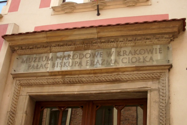 Pałac Biskupa Ciołka - fot 1.JPG
