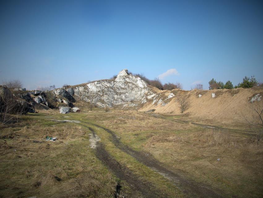 Kamieniołom w marcu 2015 roku (7).jpg