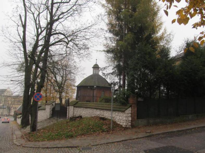 Kraków - teren cmentarza przy kościele św. Małgorzaty (4).jpg