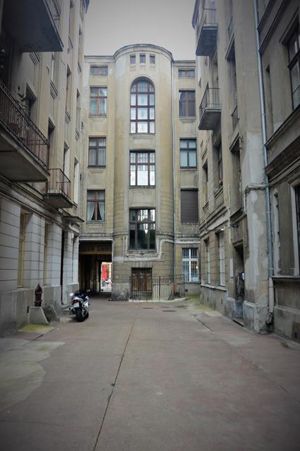 Ulica Piotrkowska 122 (5).JPG
