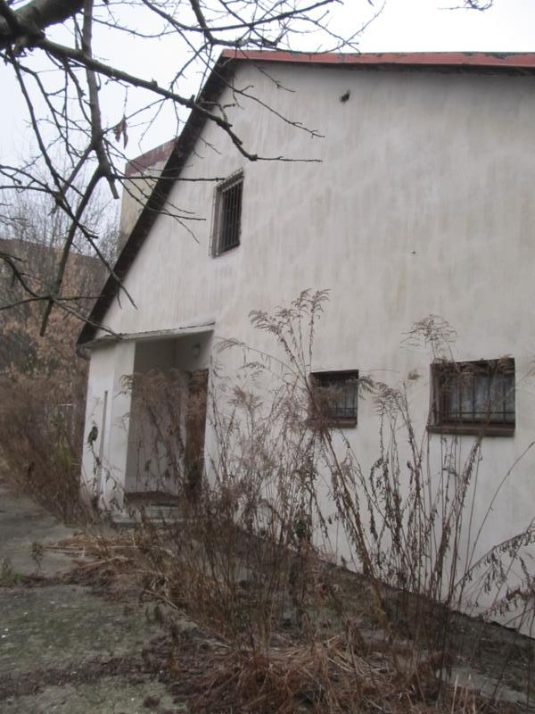 Sosnowiec - opuszczony kościółek (9).jpg