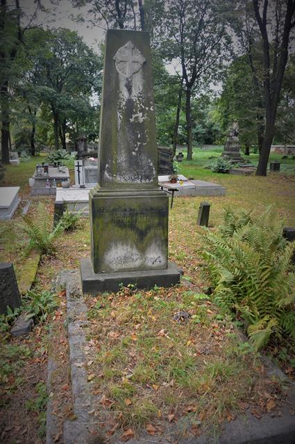 Grobowiec z roku 1913 (2).JPG
