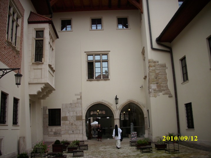 Pałac Biskupa Ciołka - fot. 1.jpg
