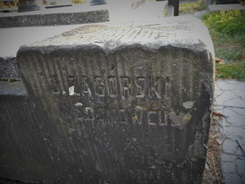 Grobowiec rodziny Sperzyńskich (2).JPG