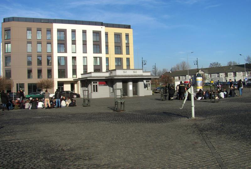 3. Plac Bohaterów Getta.JPG