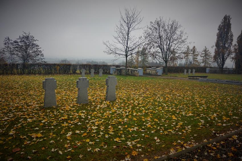 Cmentarz żołnierzy niemieckich (3).JPG