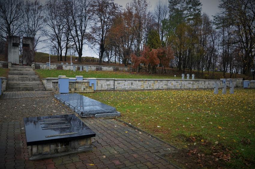 Cmentarz żołnierzy niemieckich (11).JPG