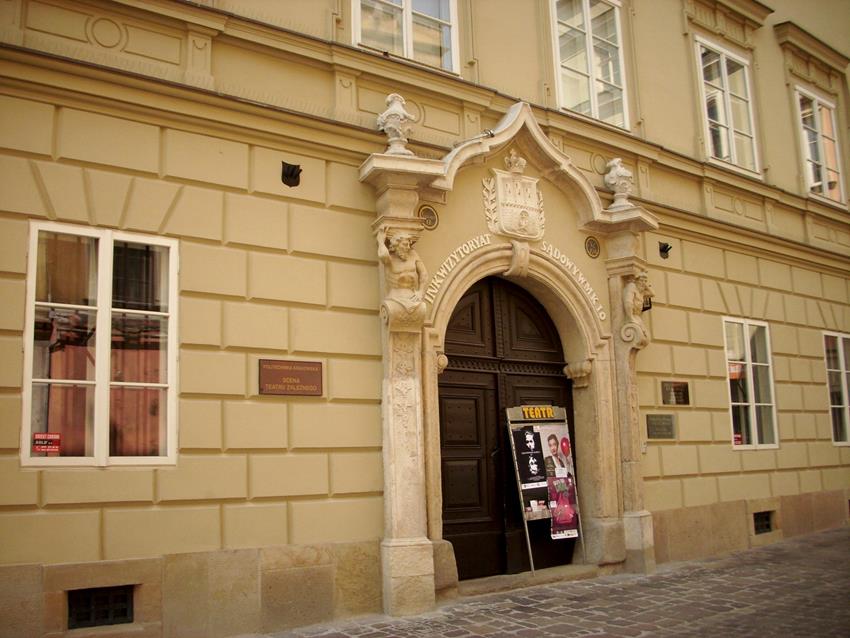 5. Palac Maciejowskiego.JPG