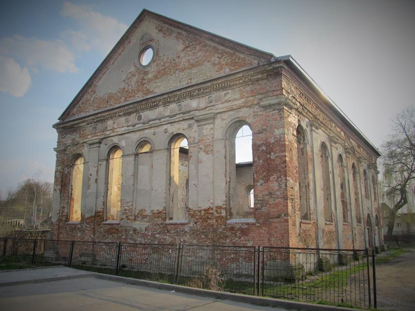 Działoszyce synagoga (1).jpg