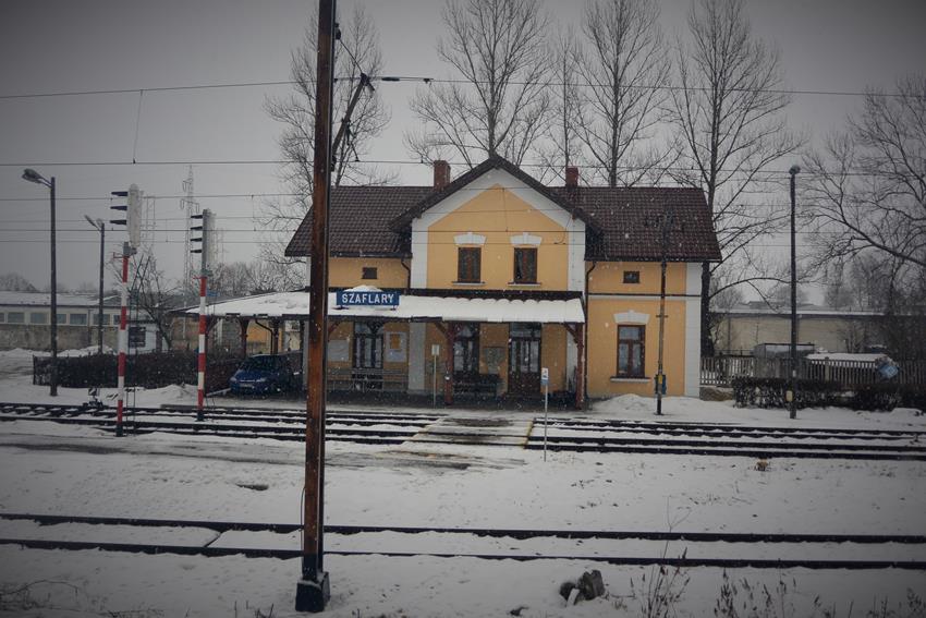 Dworzec w Szaflarach (3).JPG