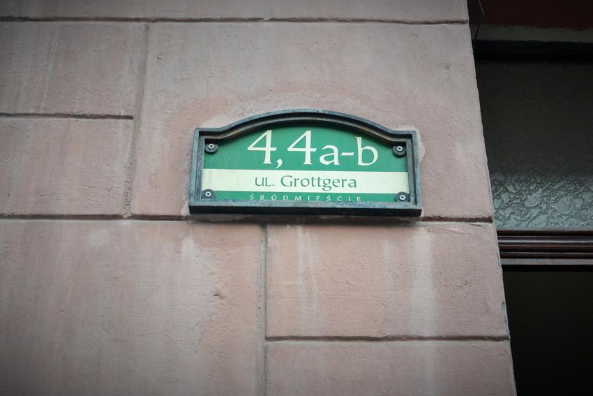 Ulica Artura Grottgera 4 (1).JPG