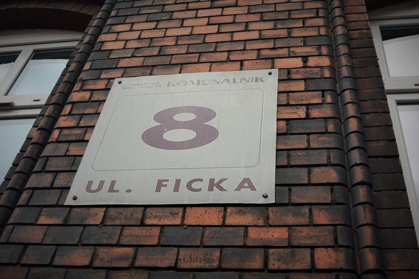 Ulica księdza Jana Ficka 8 (1).JPG