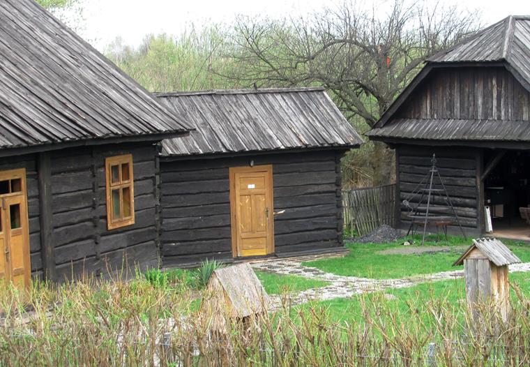 7. Niepołomice - skansen.JPG