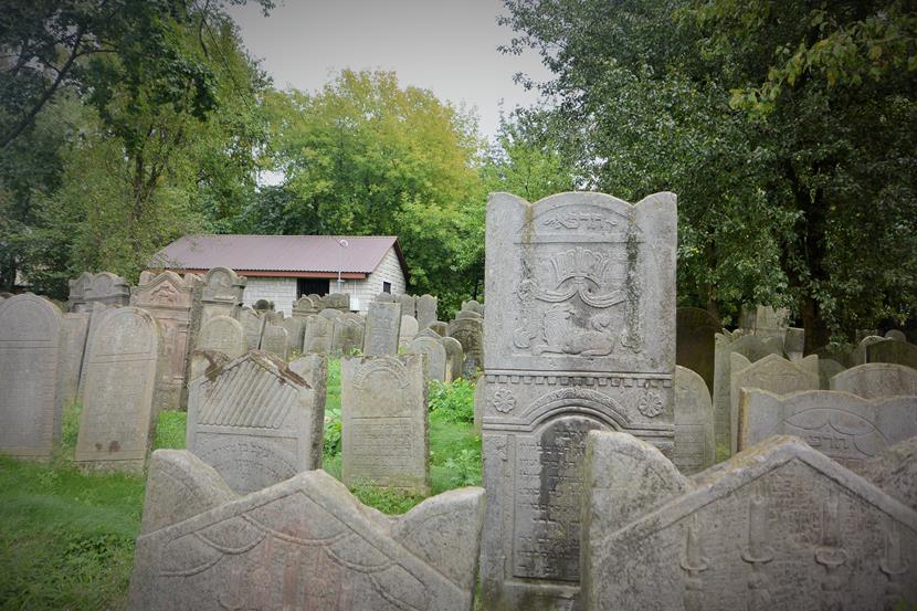 Cmentarz w Szydłowcu (4).JPG