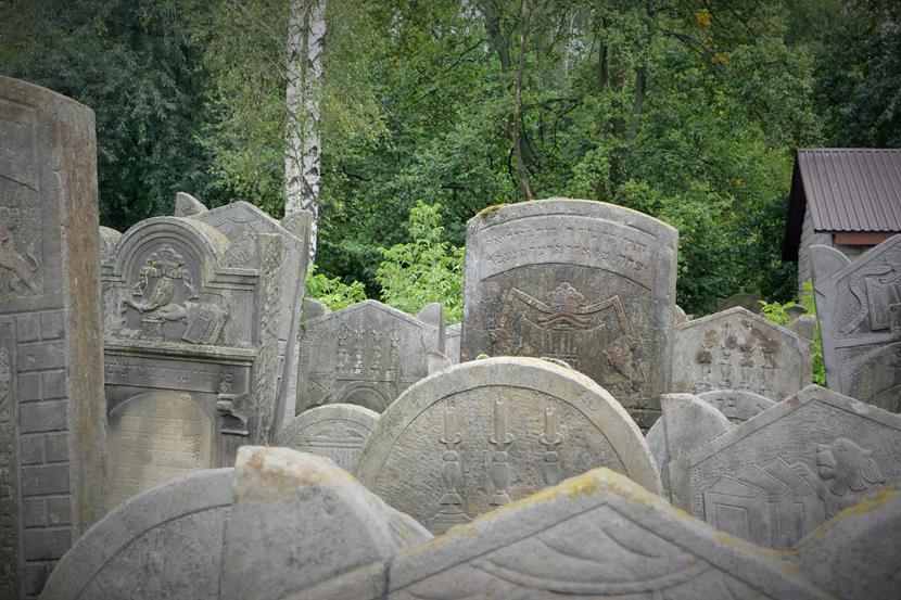 Cmentarz w Szydłowcu (10).JPG