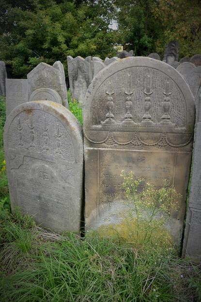 Cmentarz w Szydłowcu (18).JPG