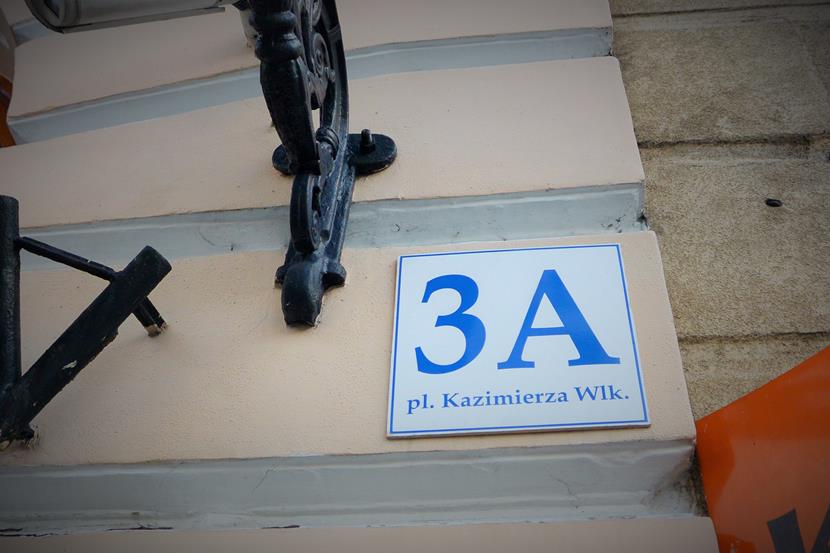 Plac Kazimierza Wielkiego 3a (1).JPG