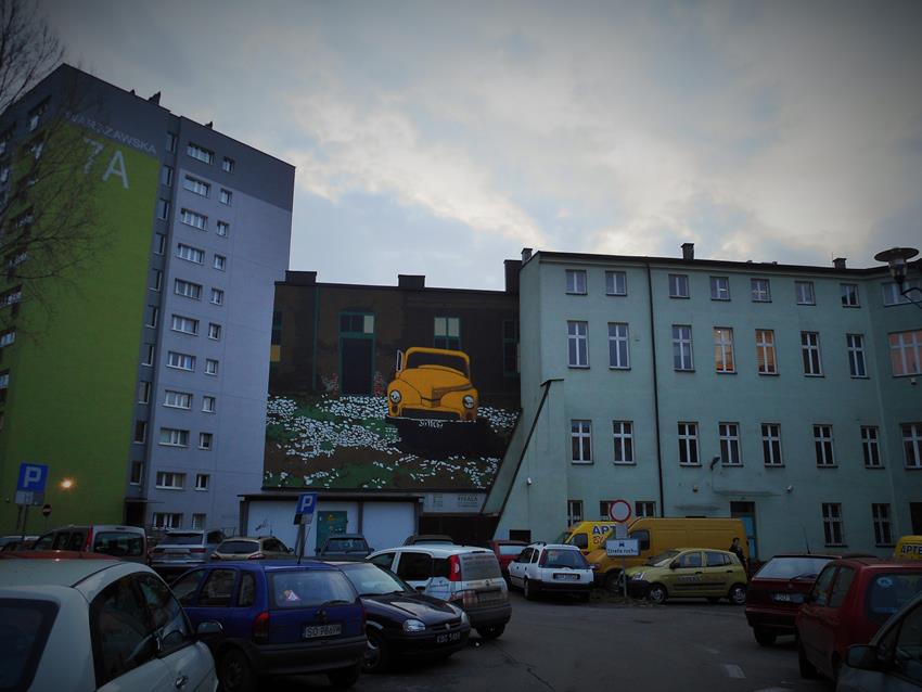 Mural z ulicy Warszawskiej (1).JPG