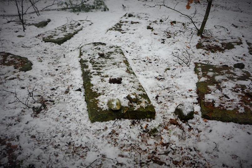 Cmentarz żydowski w Inowłodzu (14).JPG