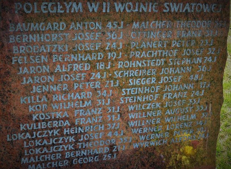 Pomnik Poległych w II Wojnie Światowej (4).JPG