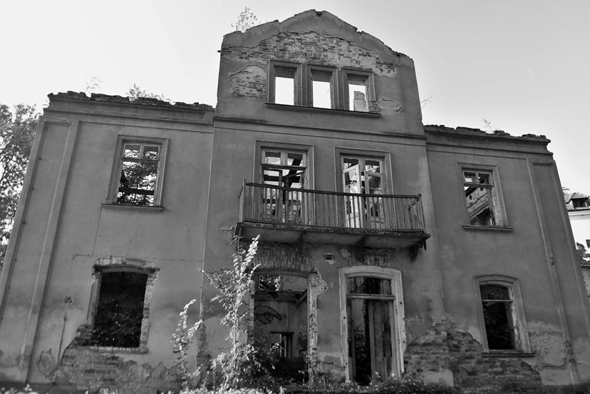 Ruiny przy ulicy Zamkowej (1).JPG