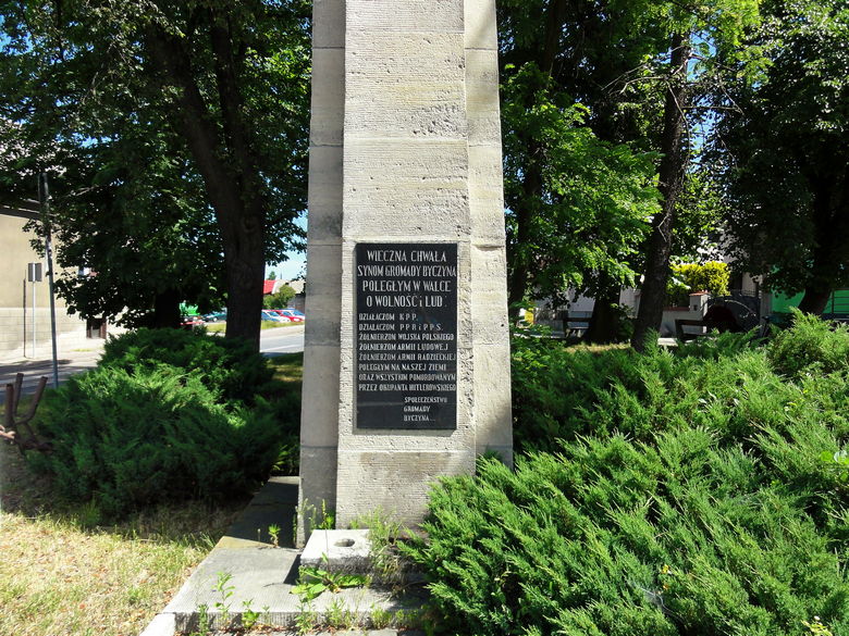 Jaworzno-Byczyna, pomnik (4).jpg