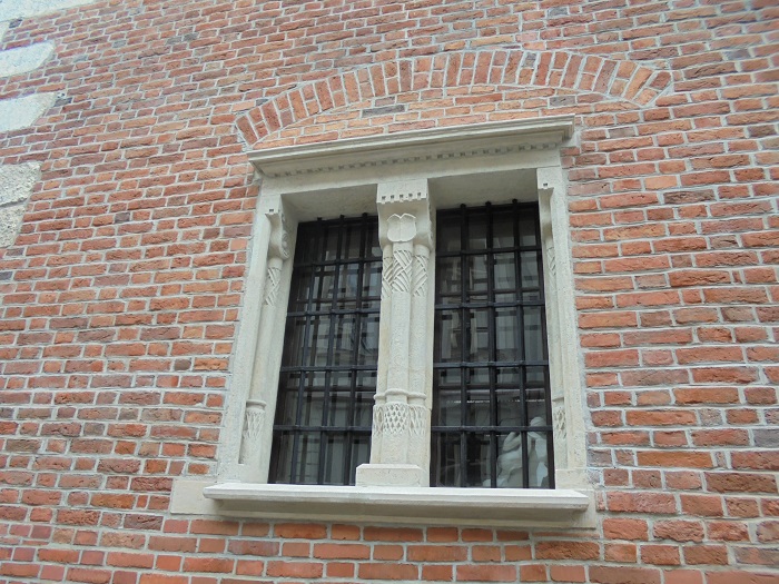 KR Collegium Maius okno fasady.JPG