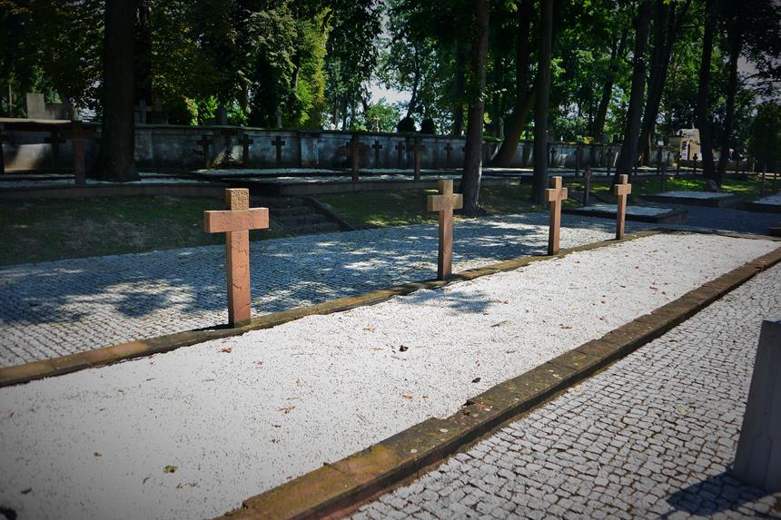 Cmentarz z I Wojny Światowej (7).JPG