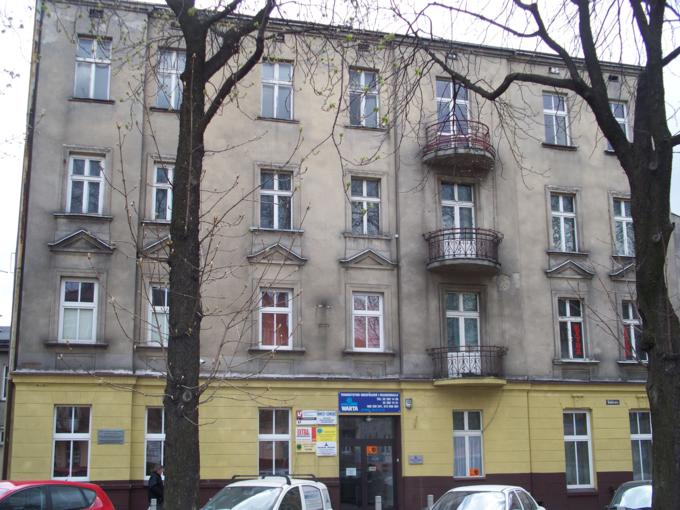 Budynek dawnego gimnazjum żydowskiego przy ulicy Sadowej.jpg