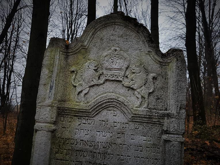Cmentarz żydowski (2).jpg
