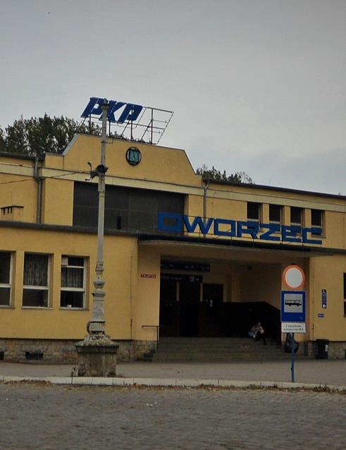 Dworzec kolejowy w Nysie (5).JPG
