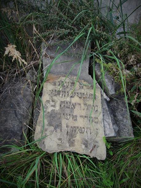Cmentarz żydowski (32).jpg