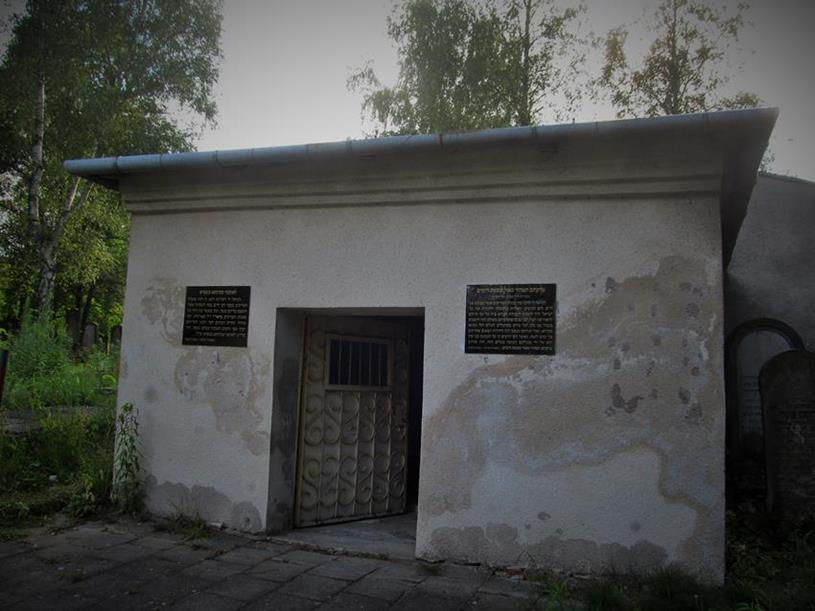 Ohel (1).jpg