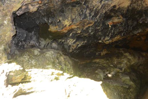 Jaskinia w Laskach (3).jpg