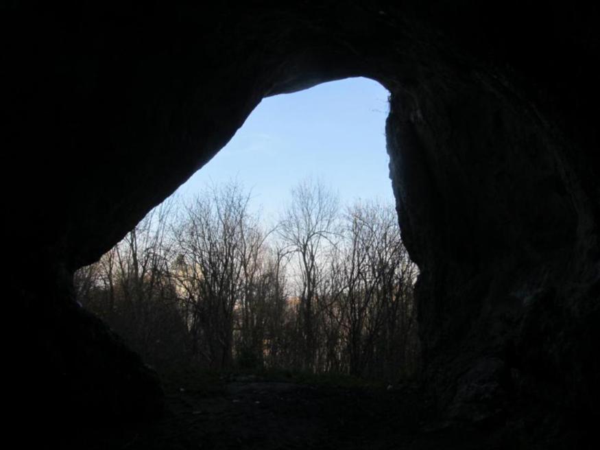 Jaskinia Jasna koło Smolenia (3).jpg