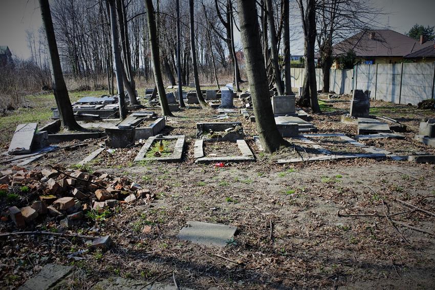 Cmentarz w Czechowicach - Dziedzicach (3).JPG