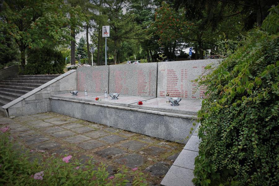 Cmentarz wojenny (11).JPG