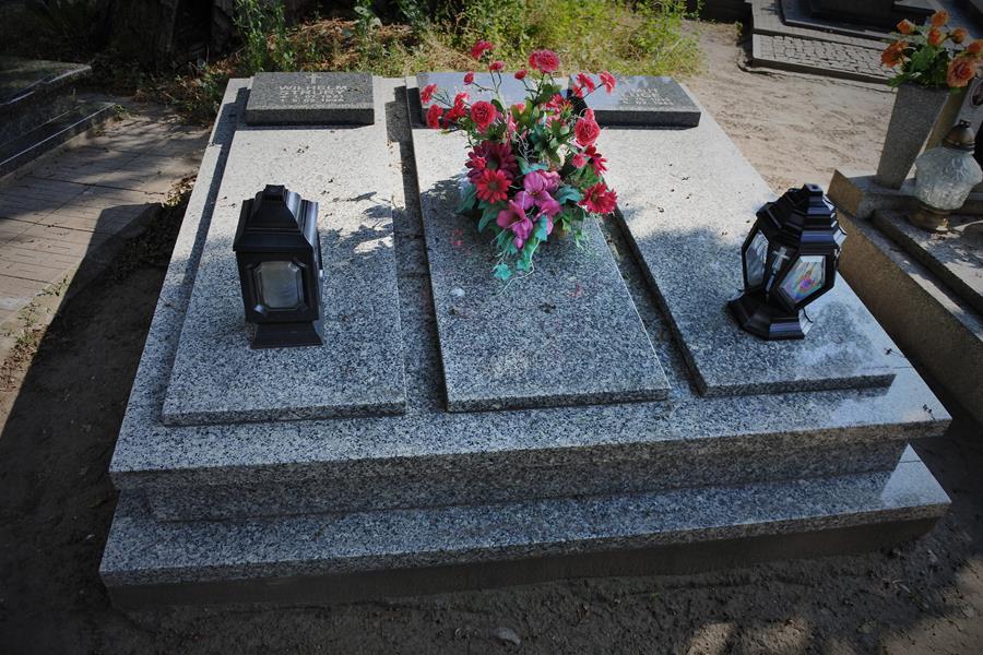 Groby żołnierzy (2).JPG
