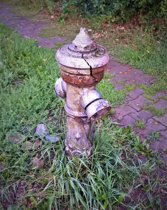 Stary hydrant nr 2 (1).JPG