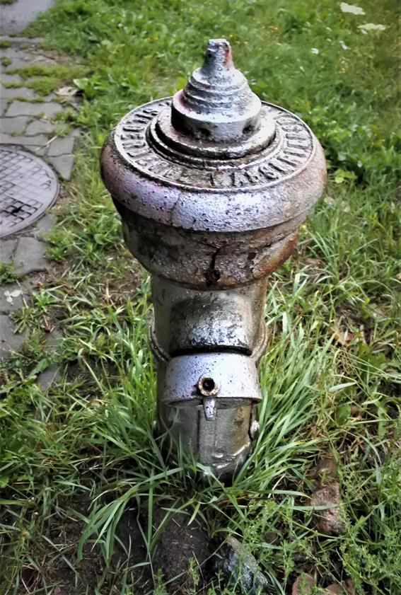 Stary hydrant nr 2 (4).JPG