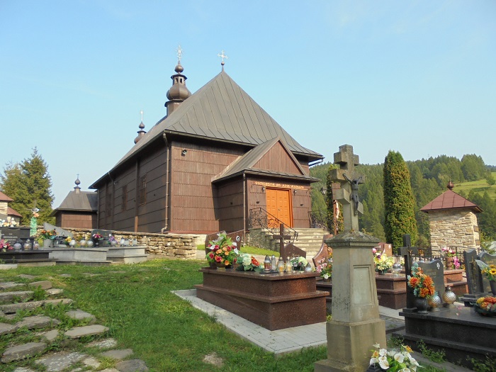 Wierchomla cerkiew panorama.JPG