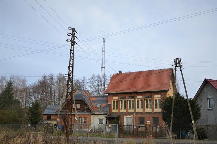 Niemcza - posterunek energetyczny (1).JPG