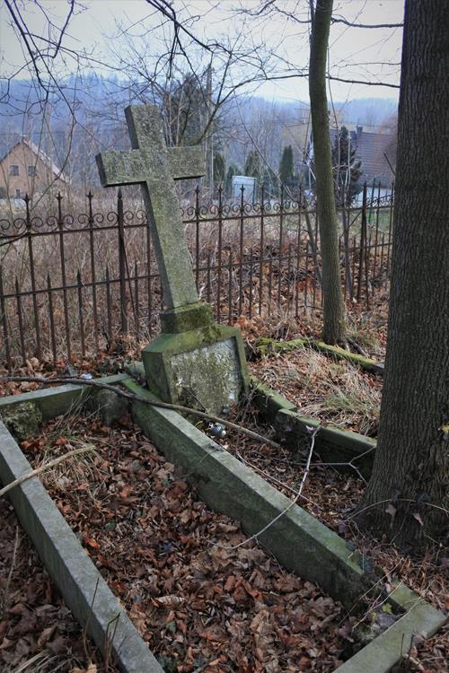 Cmentarz ewangelicki w Opolnicy (21).JPG