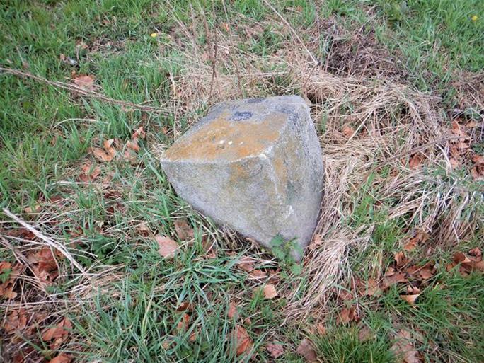 Kamień II (2).JPG