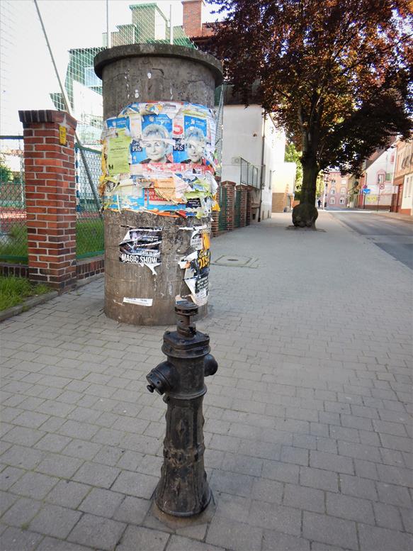 Stary hydrant (1).JPG