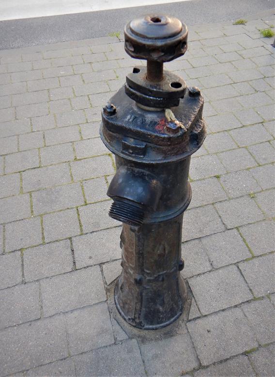 Stary hydrant (3).JPG
