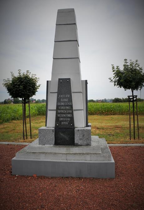 Pomnik Bitwy pod Olzą (2).JPG