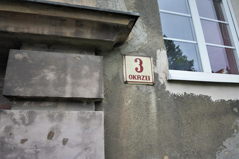 Ulica Stefana Okrzei 3 (2).JPG